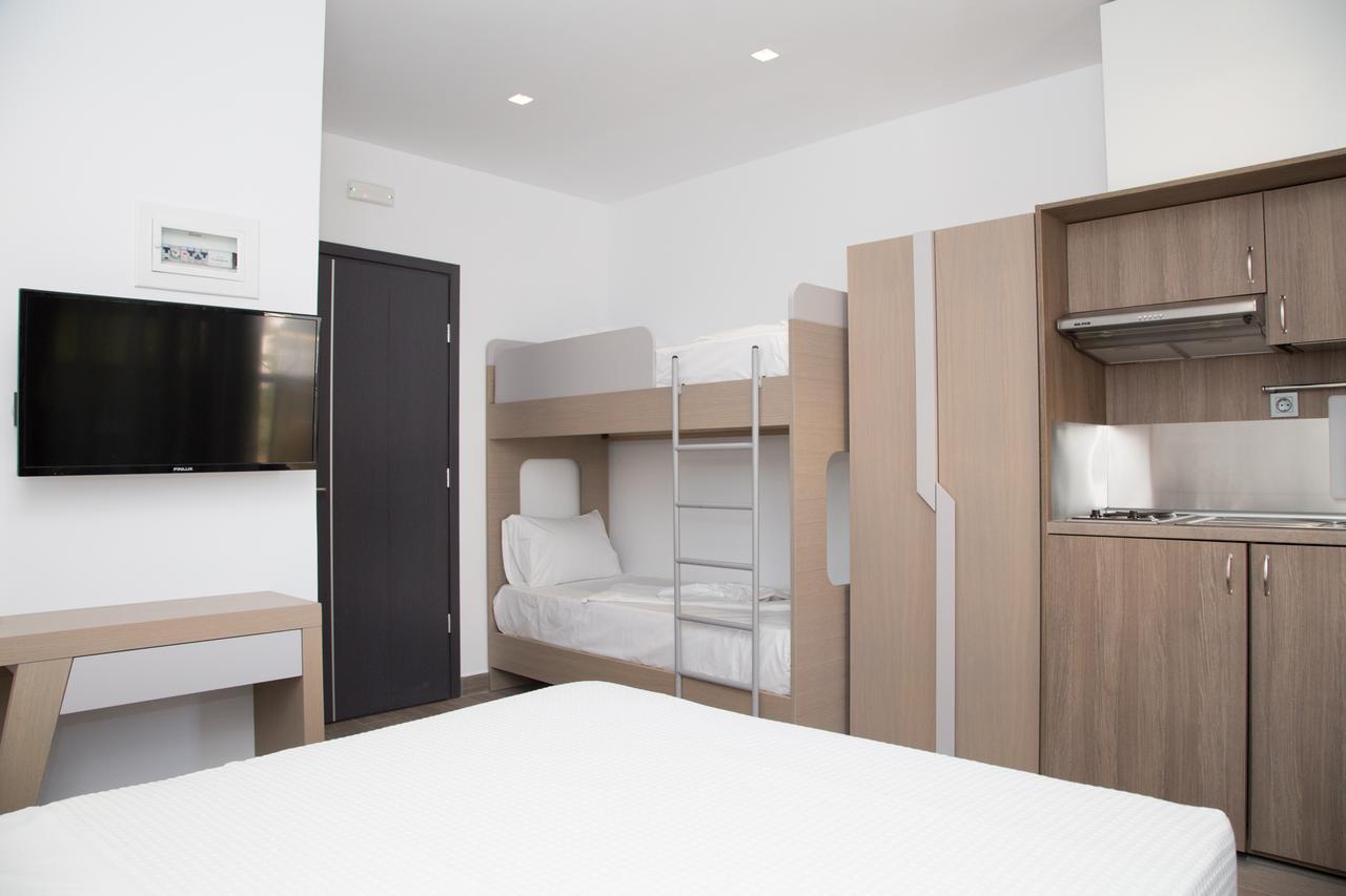 Amalia Rooms Sea View Nea Vrasna Exterior photo